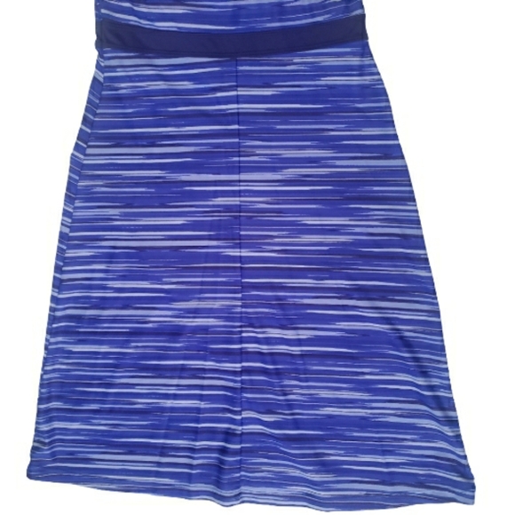 ⭐ Athleta Striped Racerback Athletic Dress | Women’s Small | Built-In Bra - Picture 9 of 12